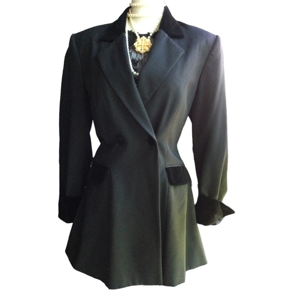 Vintage 1980’s Spiegel Tuxedo Jacket/ Dress B7 - Picture 3 of 12